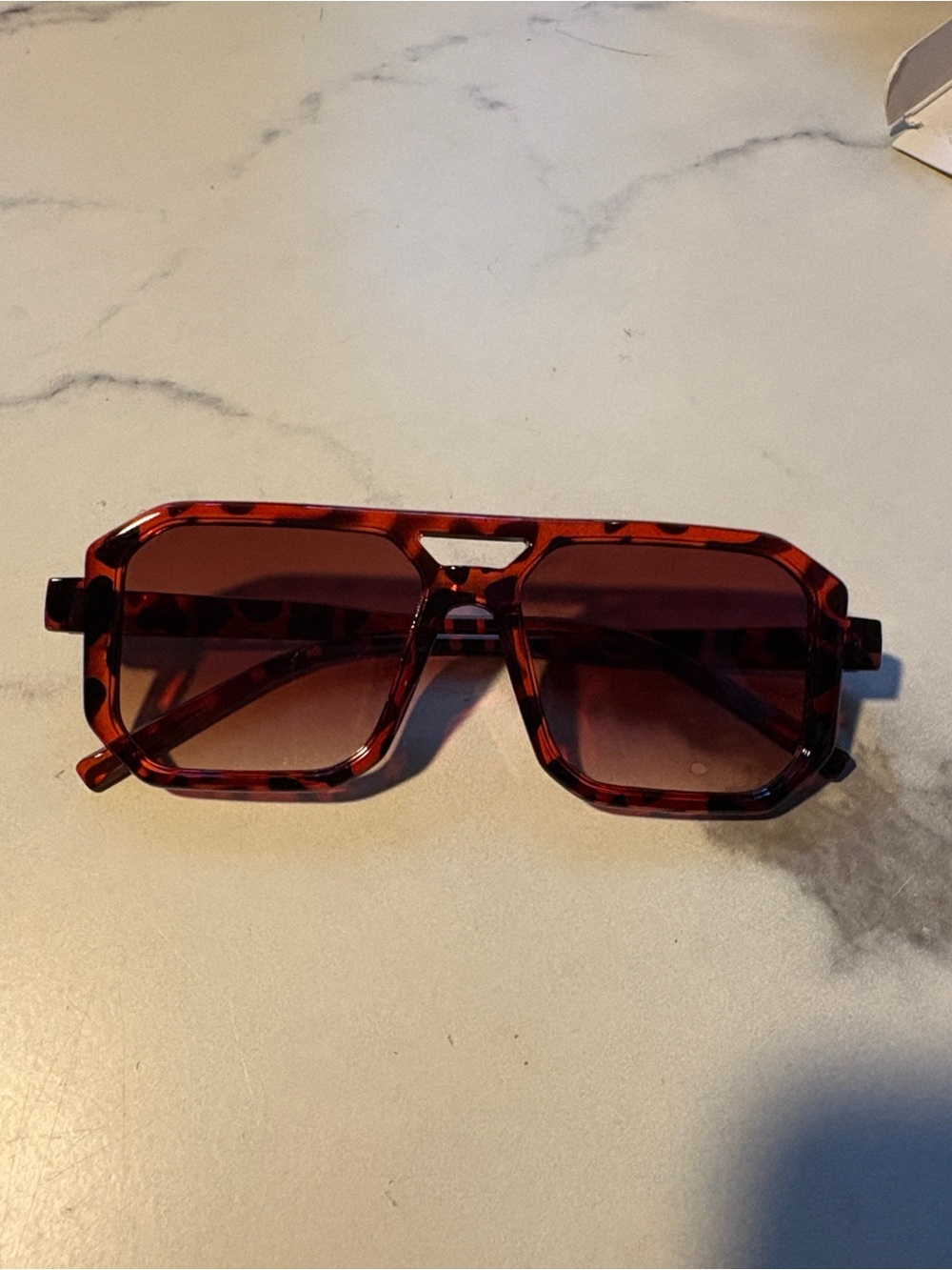 Tortoiseshell Red Geometric Men’s Sunglasses
